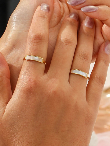 Abby Parelmoer Gold Ring